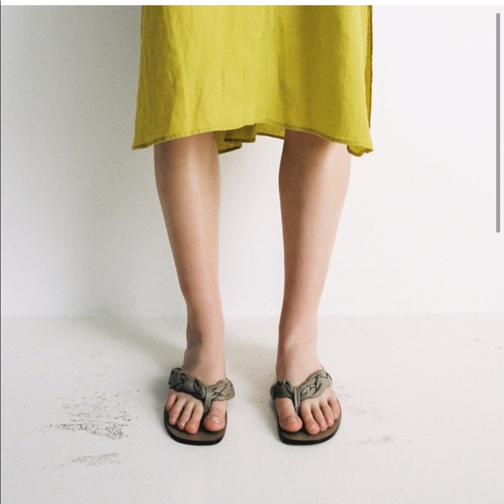 ZARA GREEN WOVEN LEATHER SANDALS